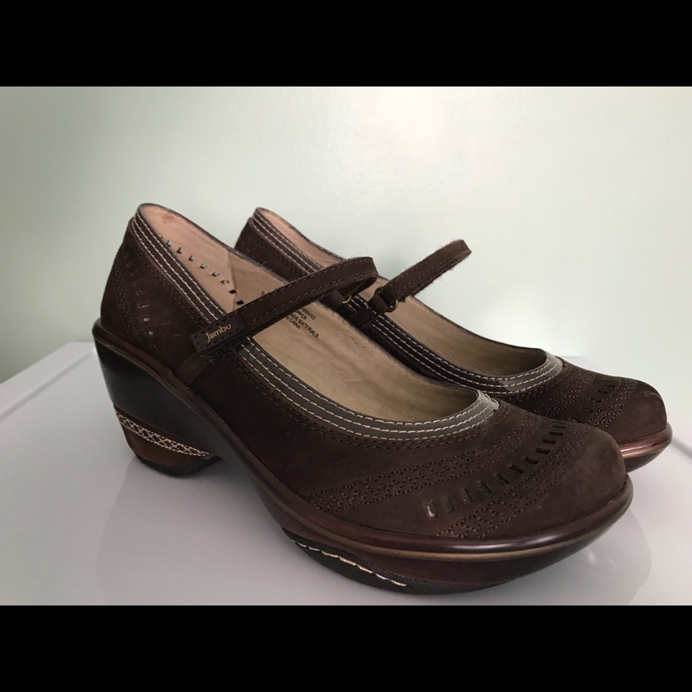 Jambu size 6.5 Brighton